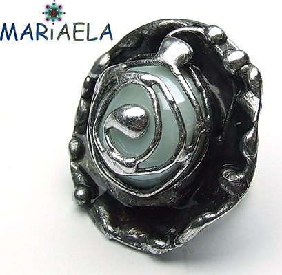 RÓŻA W PERLE MARIAELA