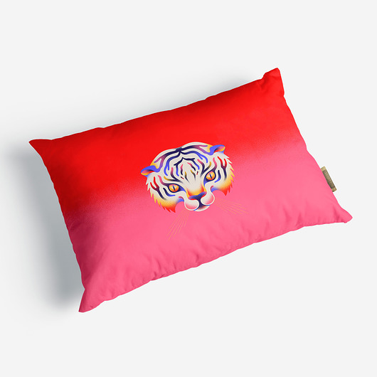 poduszki z grafiką Poduszka dekoracyjna -  Pink tiger - 40x60 cm