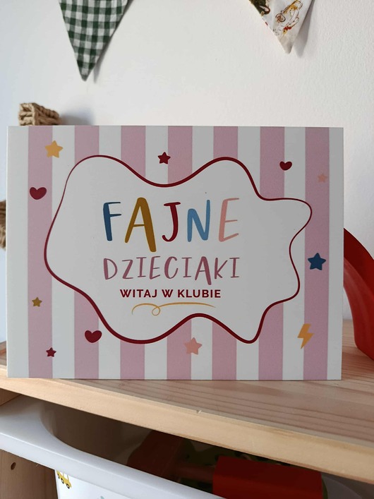 obrazy i plakaty do pokoju dziecięcego Fajne dzieciaki róż