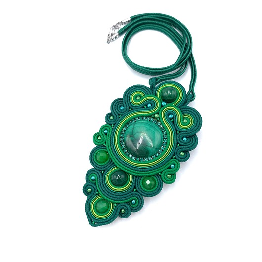 wisiory Wisiorek sutasz zielony z malachitem handmade leśny naszyjnik Estia