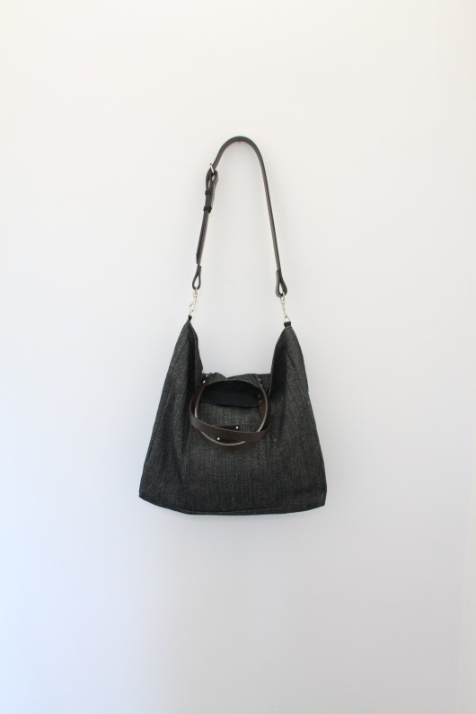 Simple Black MAY