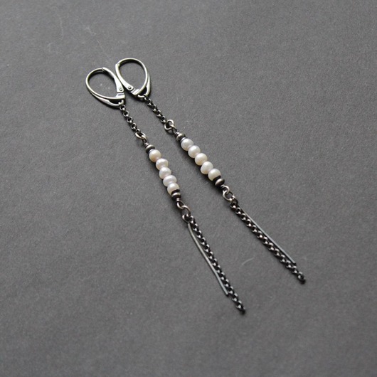 kolczyki z kamieniami Kolczyki rozhuśtane perły