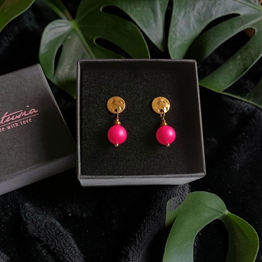 kolczyki swarovski Swarovski neon pearls : neon pink : drobne sztyfty