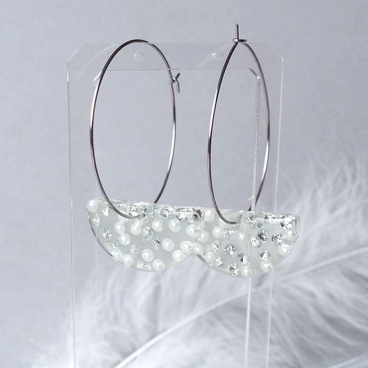 kolczyki z żywicy DIAMONDS & PEARLS- INTERESUJĄCE KOLCZYKI Z ŻYWICY, niebanalny prezent