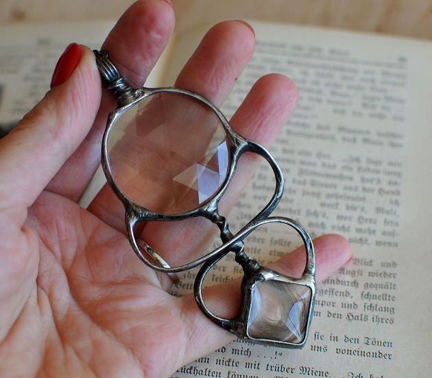 wisiory Naszyjnik z kosmykiem włsów