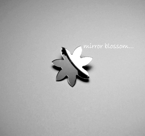 mirror blossom... felt label