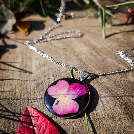 wisiory Wisiorek z różą