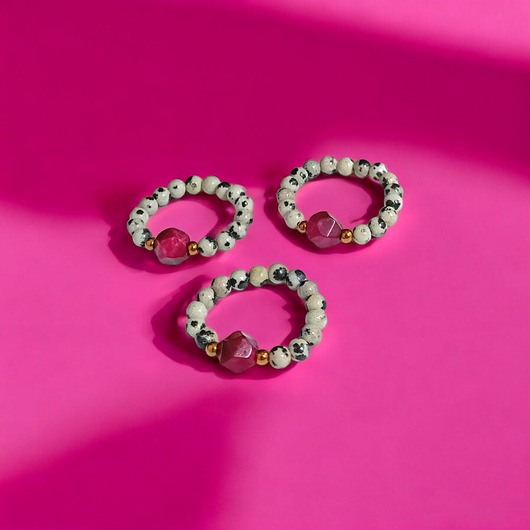 pierścionki elastyczne Pierścionek : fuchsia : jaspis dalmatyński, tygrysie oko fuksja