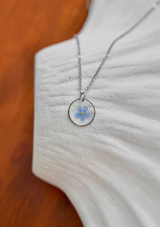 srebrne naszyjniki Naszyjnik z niezapominajkami