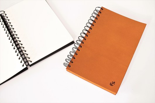 notatniki i albumy Skórzany notes A5 na spirali - Kotwica