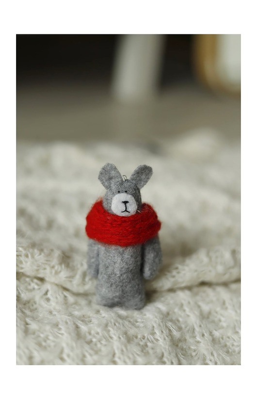 breloki Brelok miś w szaliku