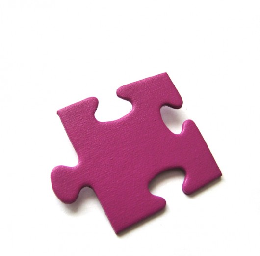 fuksja puzzel  felt label