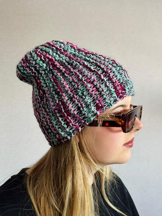 czapki damskie Kolorowa mała czapka beanie z wełną i alpaką