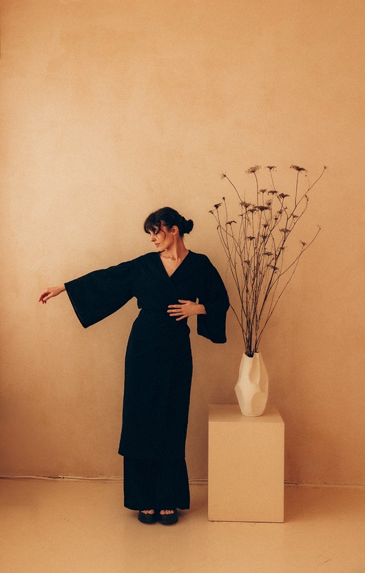 sukienki maxi damskie NOIRA black kimono dress