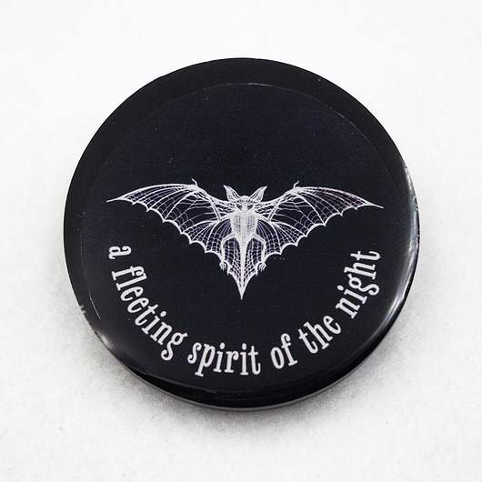 akcesoria różne Przypinka gotycka z żywicy z nietoperzem pin_print Goth 008