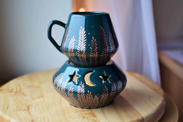 kubki Kubek z podgrzewaczem 400 zł  Złote Gałązki