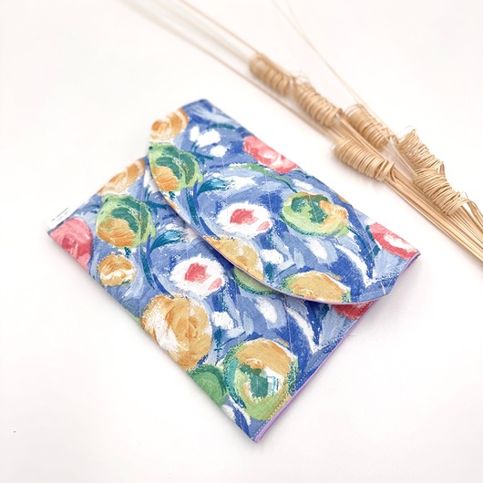 etui na telefon Saszetka/kosmetyczka Pikowana Kwiaty