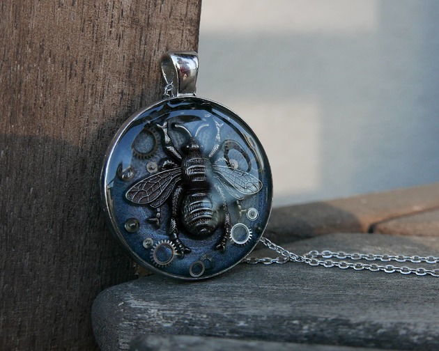 wisiory Naszyjnik  Silver Fly 1