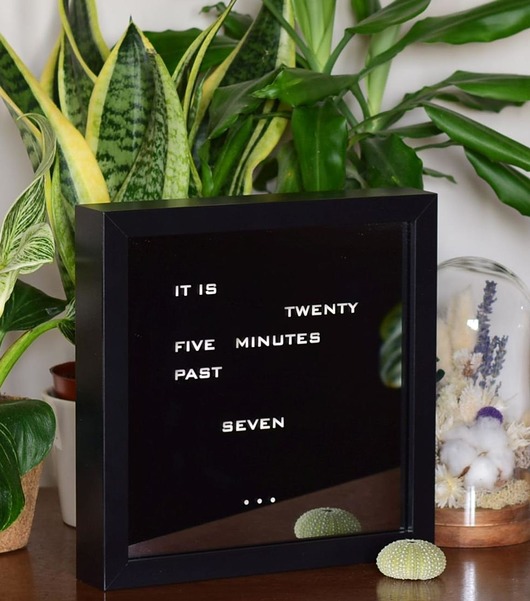 zegary Word Clock - zegarek słowny  j. angielski