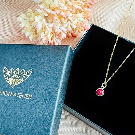 złote naszyjniki NASZYJNIK z rubinem, minimalistyczny naszyjnik