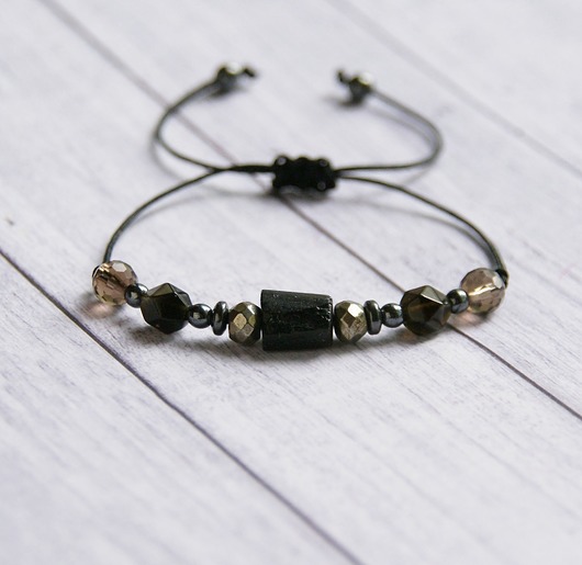 bransoletki z kamieni naturalnych Ochronna bransoletka - turmalin, piryt, obsydian