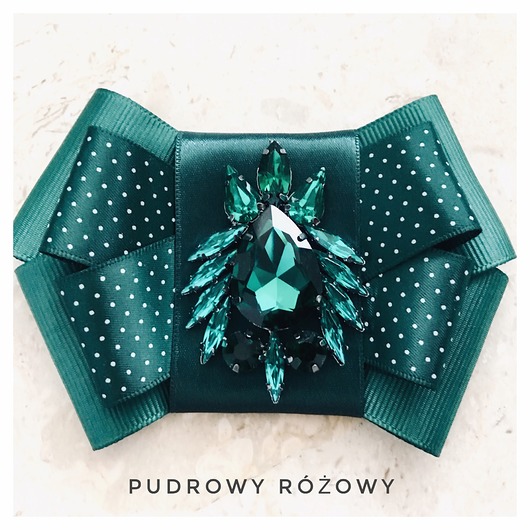 Brosza  z zielonym kryształem Pudrowy Różowy