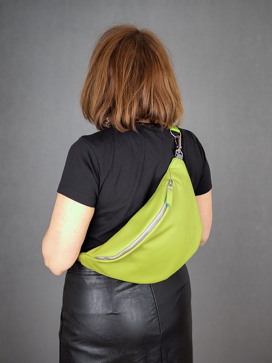 saszetka nerka Torebka nerka Mika zielona crossbody bag
