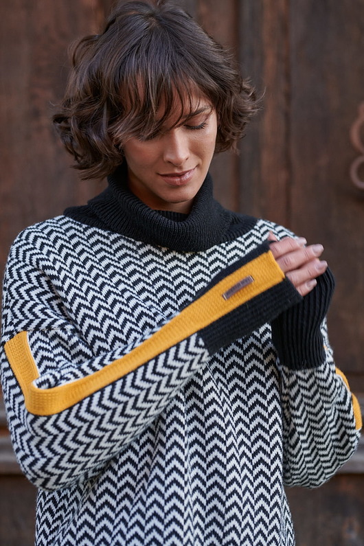 swetry damskie  Golf Damski Clippo BS Czarny / Miodowy - Uniwersalny