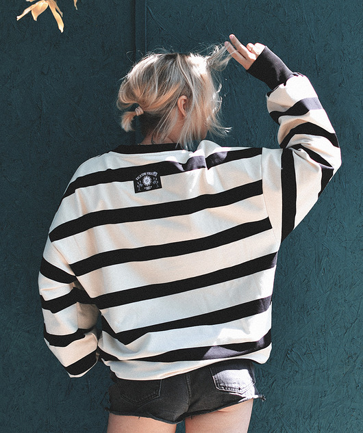 bluza bez kaptura damska Bluza Puffy w Paski