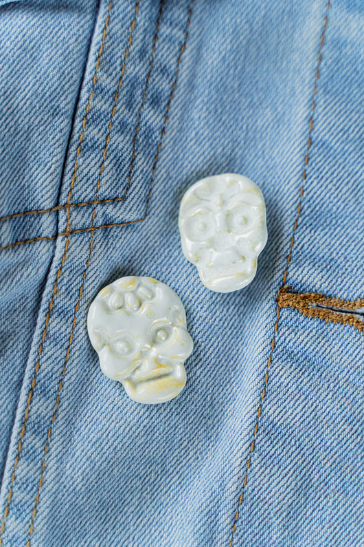 broszki Porcelanowa broszka SKULL