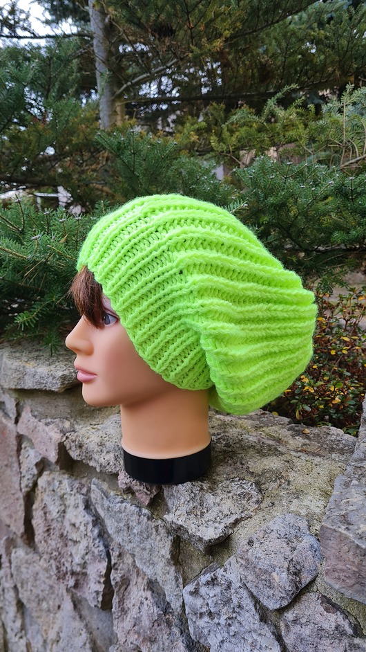 czapki damskie Czapka beanie neonowa