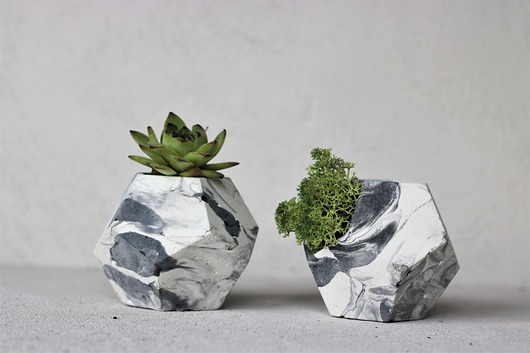 Doniczka z betonu 5KĄT MARBLE SBN Design