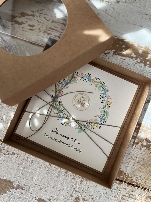 kartki na komunię Kartka na komunię - pamiątka komunii ręcznie robiona