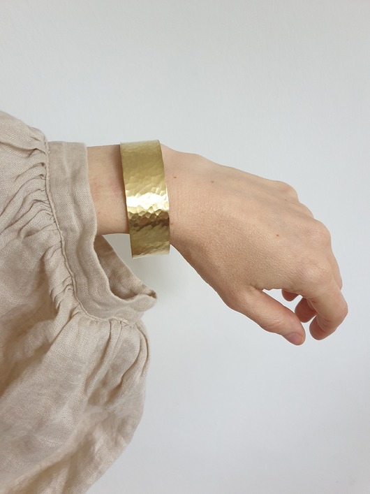 bransoletki - inne Bransoletka ZEN średnia 2 cm, mosiądz młotkowany