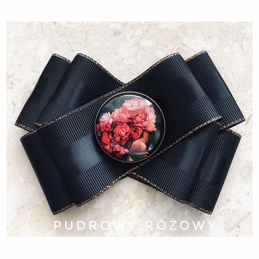 Brosza GIRL POWER kolekcja Limitowana NEW Pudrowy Różowy