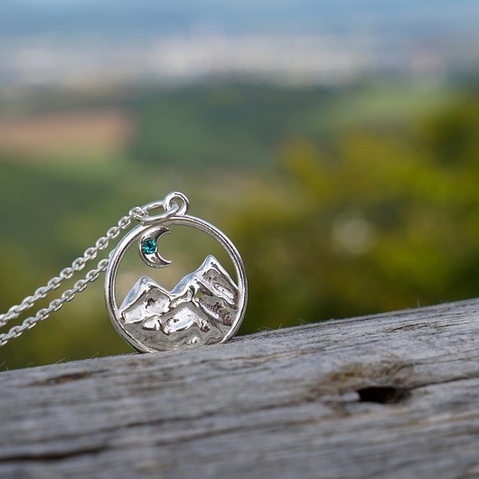 srebrne naszyjniki Naszyjnik górska noc - turkusowy kryształek