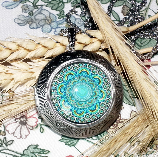 turkusowa mandala ::  OTWIERANY MEDALION sekretnik GalaVena