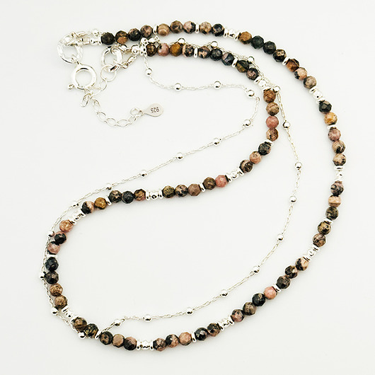 chokery Naszyjnik z rodonitu, szaro różowy kamień srebro