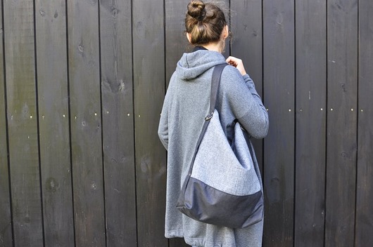 Torba hobo - płótno PRACOWNIA 166