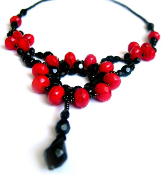 Gothic - red circle Silverka