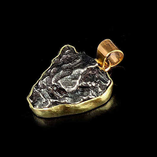 wisiory Kosmiczny meteoryt i złoto