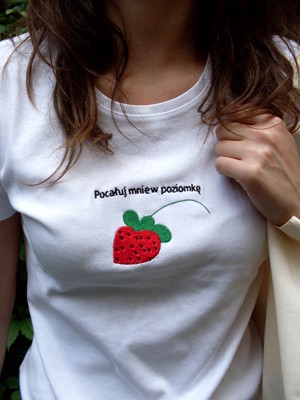 pocałuj mnie w poziomkę ruda klara