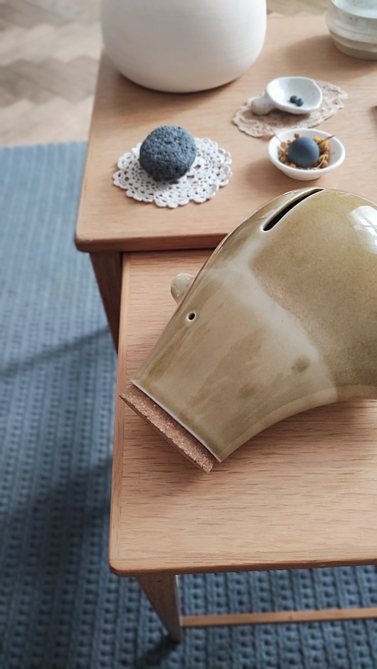 figurki i rzeźby Świnka Skarbonka PiggyB brązowa