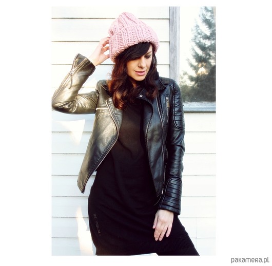 czapki damskie Czapka  beanie z wełną pudrowy róż