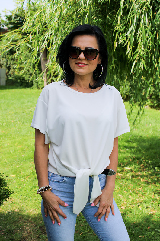 t-shirt damskie T-shirt z wiązaniem u dołu biały Italia