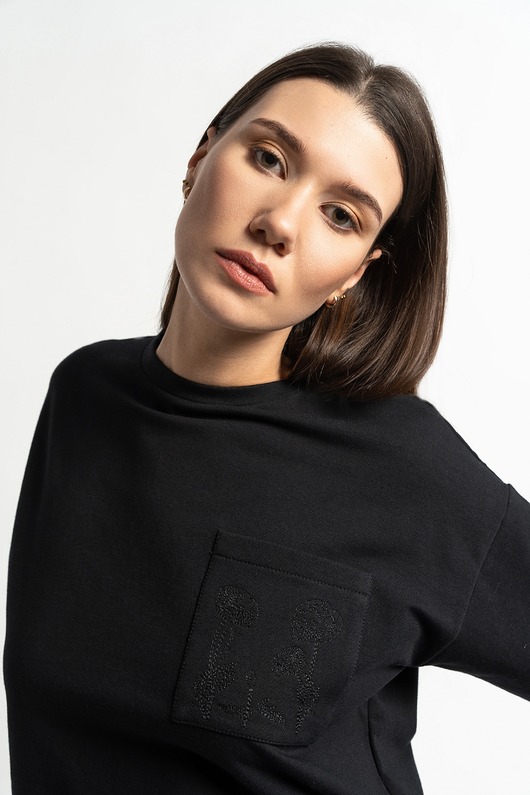 bluza bez kaptura damska Bluza z haftem Amsterdam czarna