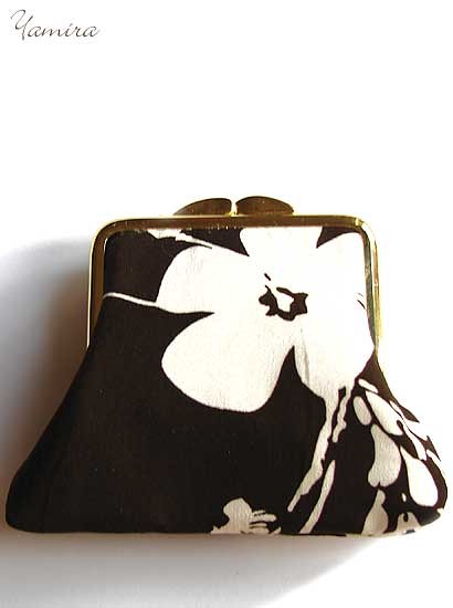 Portfelik :: brown & white :: yamira