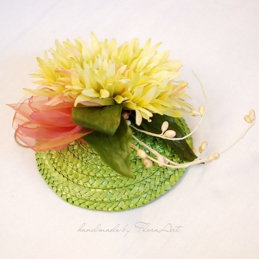 BRIGHT GREEN fascynator FloraArt