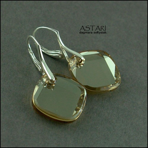 kryształ SWAROVSKI GOLDEN SHADOW Astari