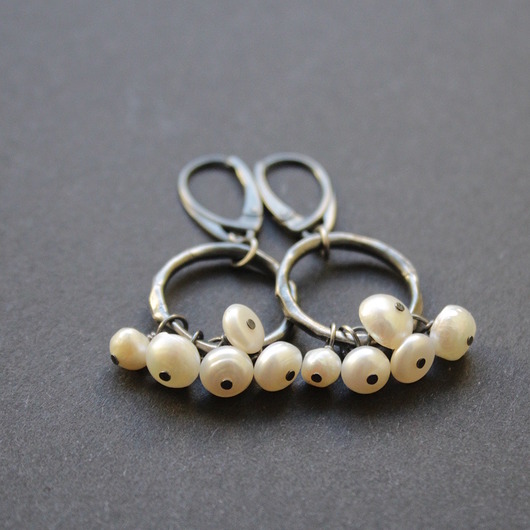 kolczyki z kamieniami Kolczyki perły na kole